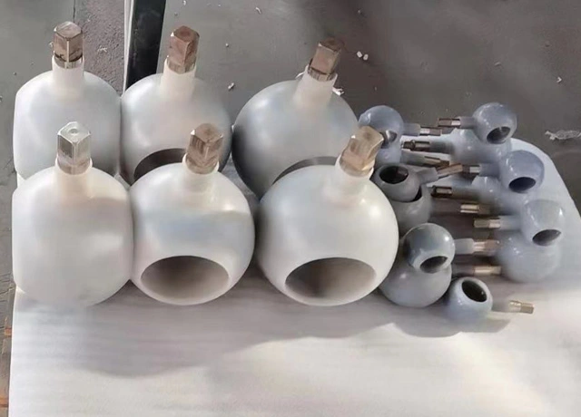 Différence entre les vannes revêtues de PFA et les vannes revêtues de PTFE (téflon)